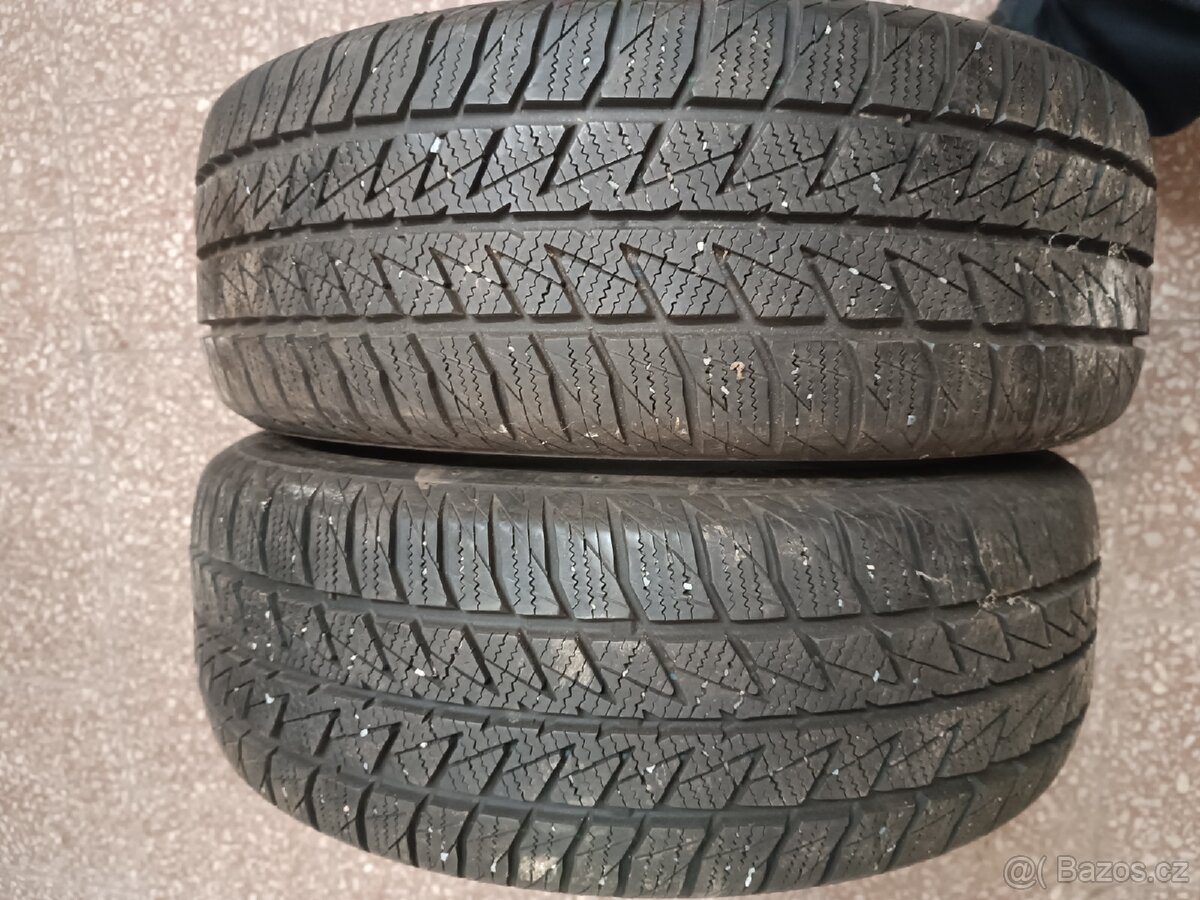 4x Zimní pneu 205/55 R16