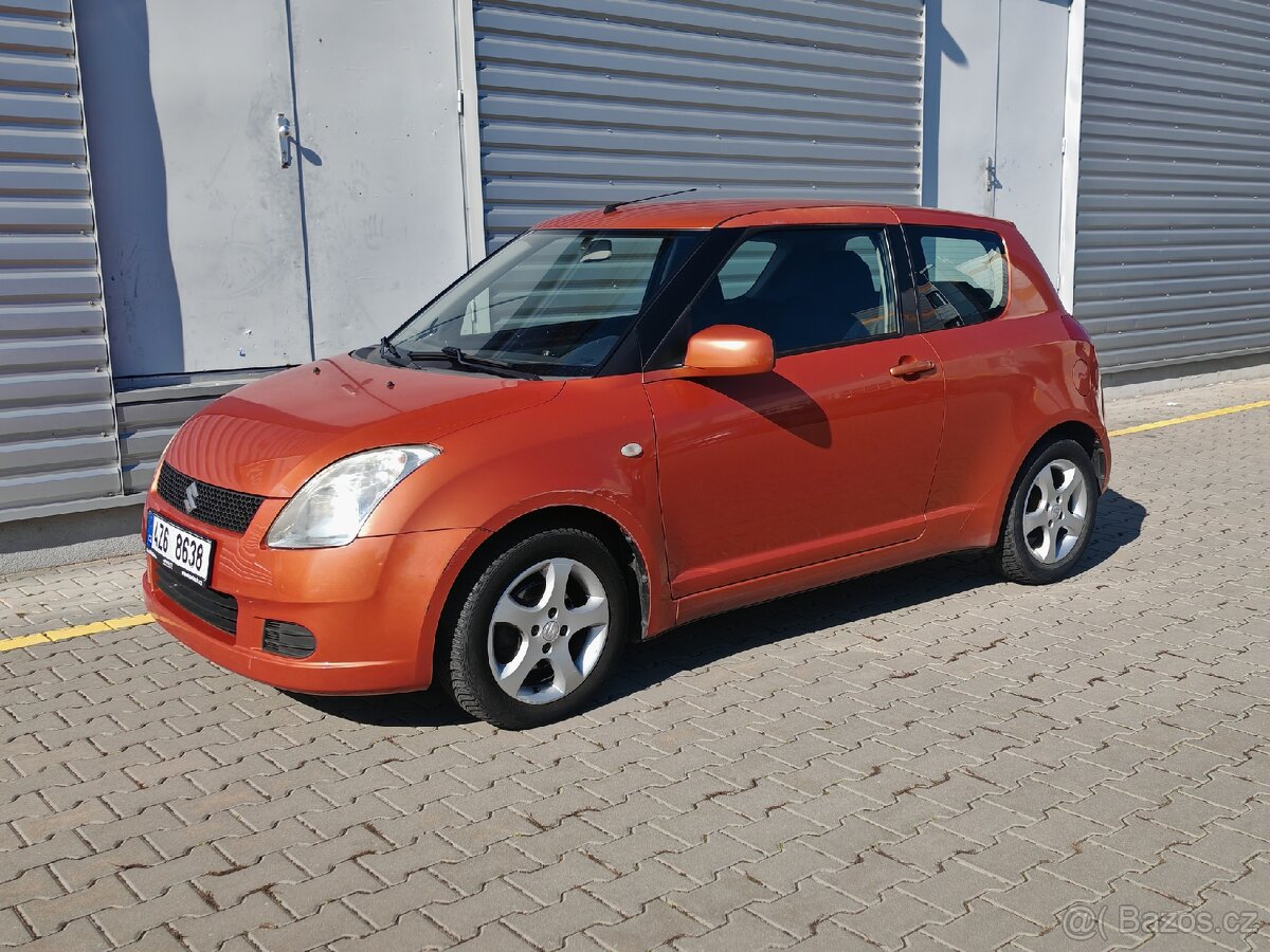 Suzuki Swift 1,3 68kW 2 majitel, nová STK