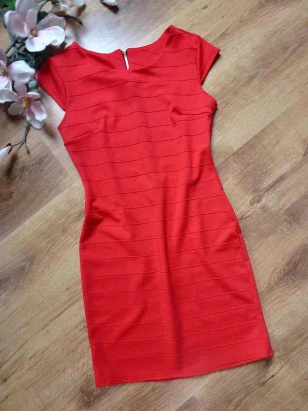 Červené šaty New Collection vel. S
