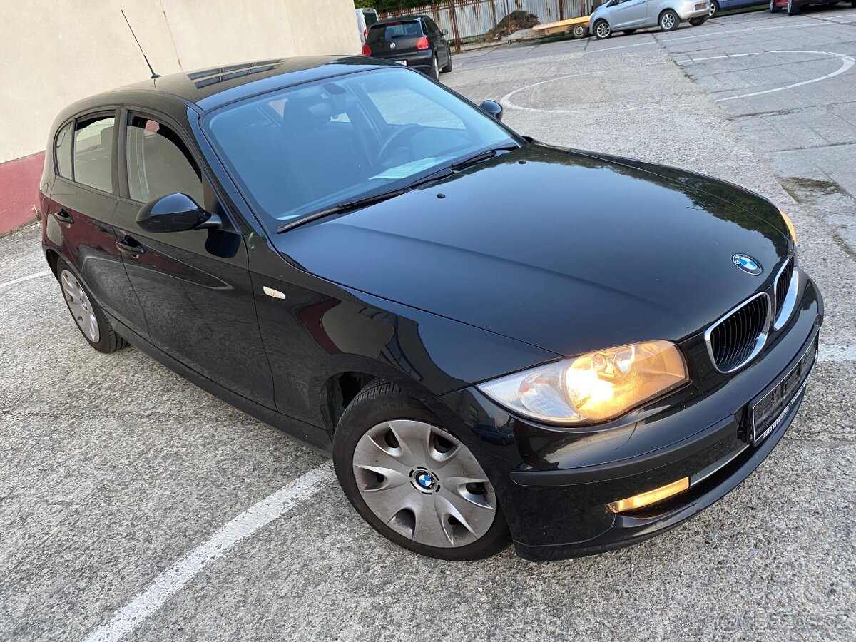 BMW 116i RV 2009 NAJETO 159000KM 