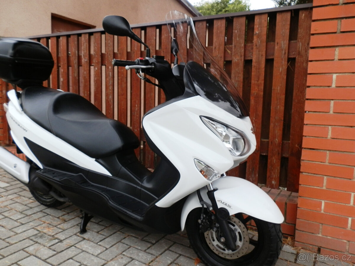 Suzuki Burgman 125 (2018)