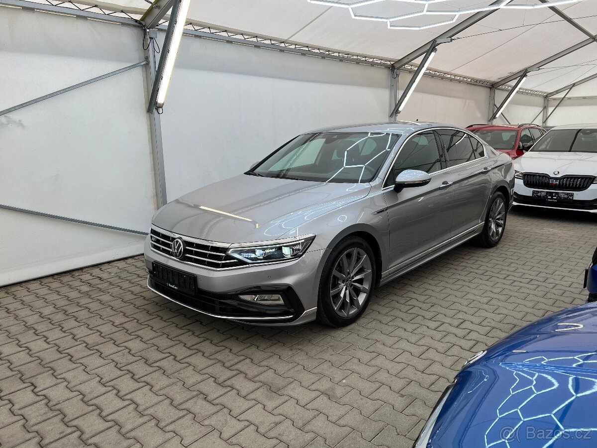 Volkswagen Passat sedan 2.0 TSi,206 kW,4x4,DSG,R-Line,LED,ČR