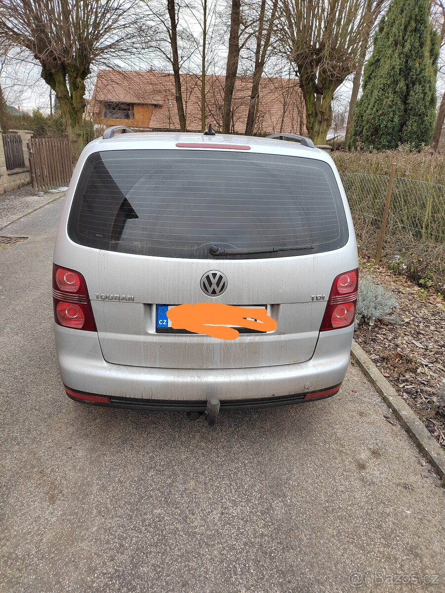 Prodám Vw touran 1,9tdi 77 kW rok 2007