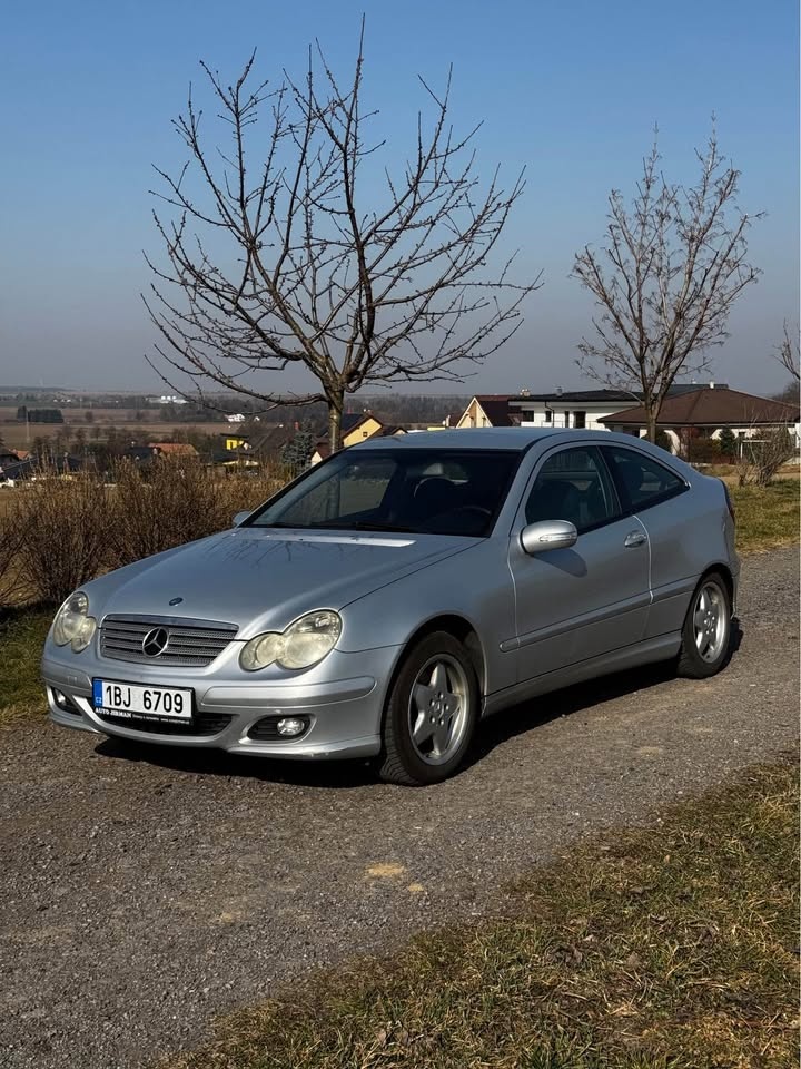 Mercedes benz w203 sport coupe