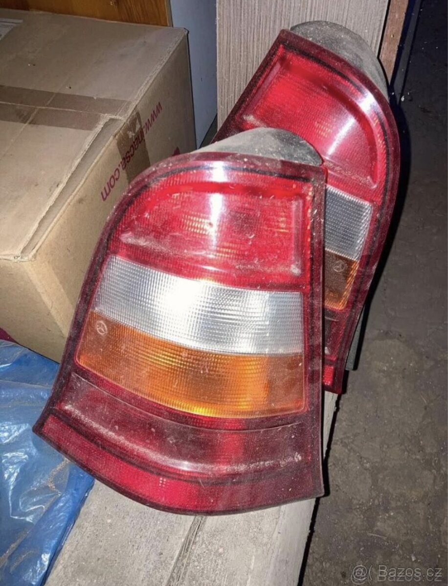 zadní lampy Mercedes-Benz A140 W168