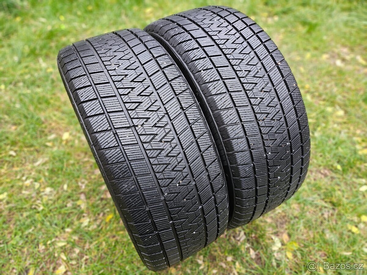 2x Zimní pneu Gripmax Stature M/S - 255/45 R20 XL - 85%