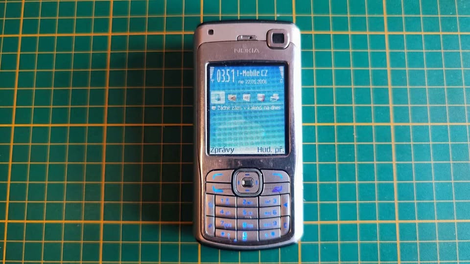 Nokia N70