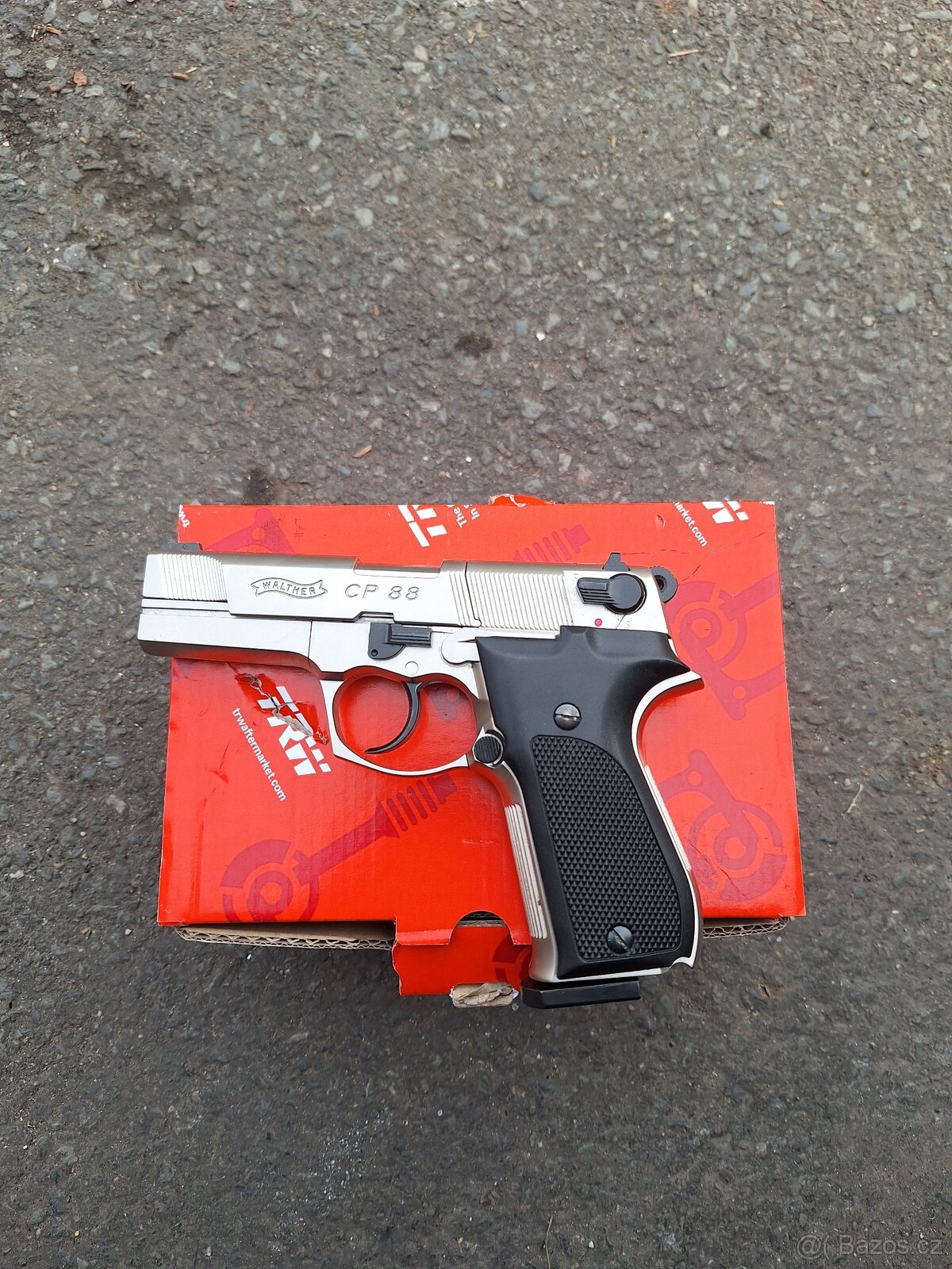 Co2 walther cp88