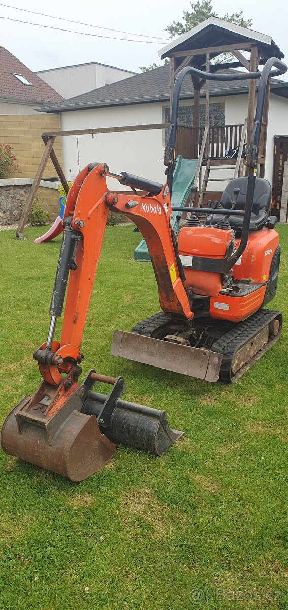 Minibagr Kubota K 008-3