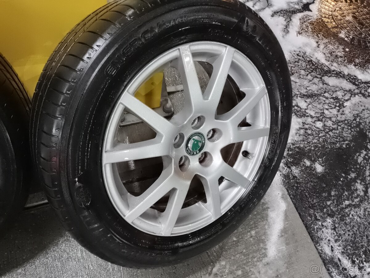 ALU kola Škoda Spider 5x100 ET 42