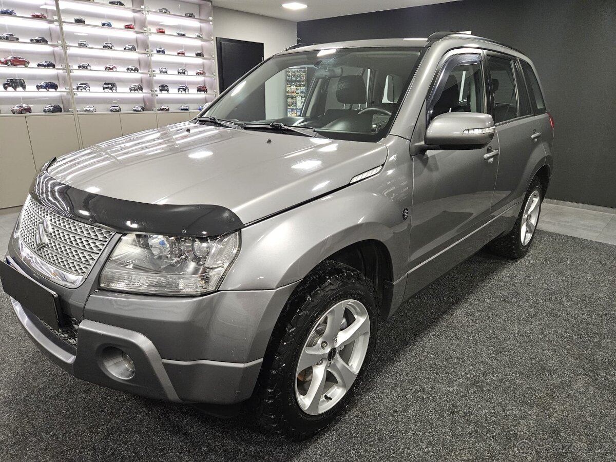 Suzuki Grand Vitara 2.0 benzin facelift 4x4 bez koroze