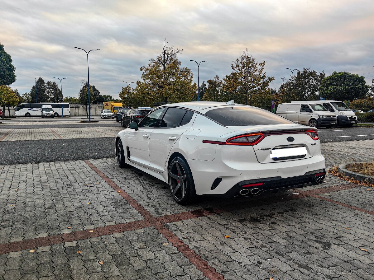 Kia stinger 3.3turbo 4x4 EU