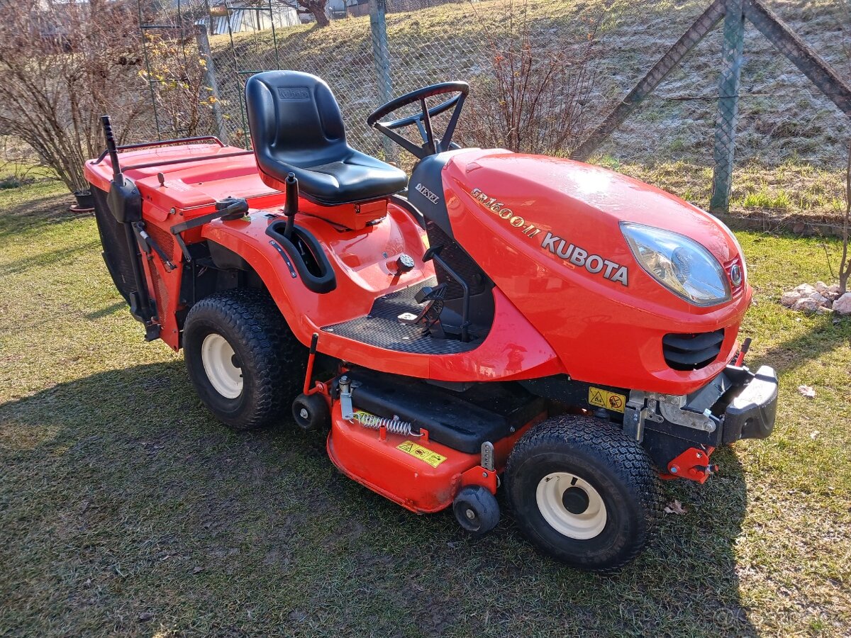 Zahradní traktor Kubota GR 1600 II