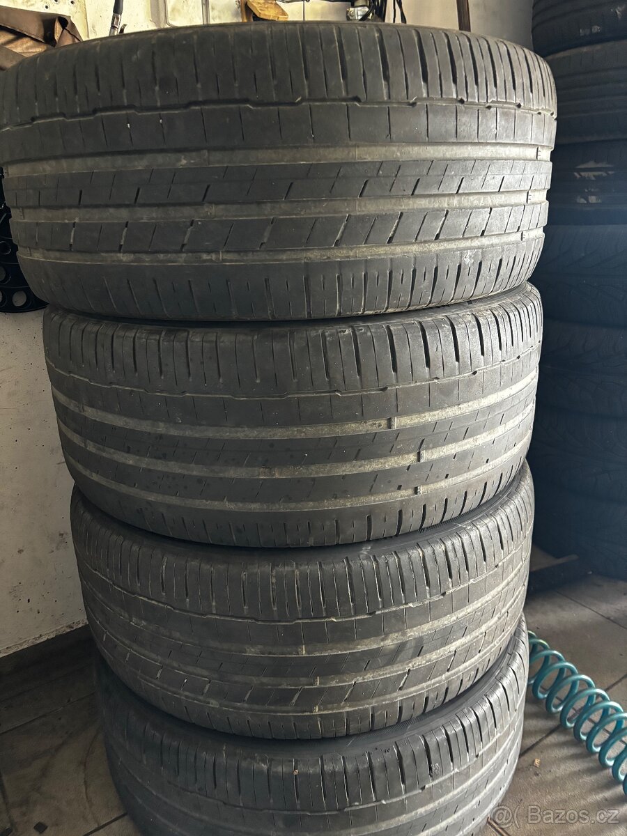 Pneumatiky 275/45R20