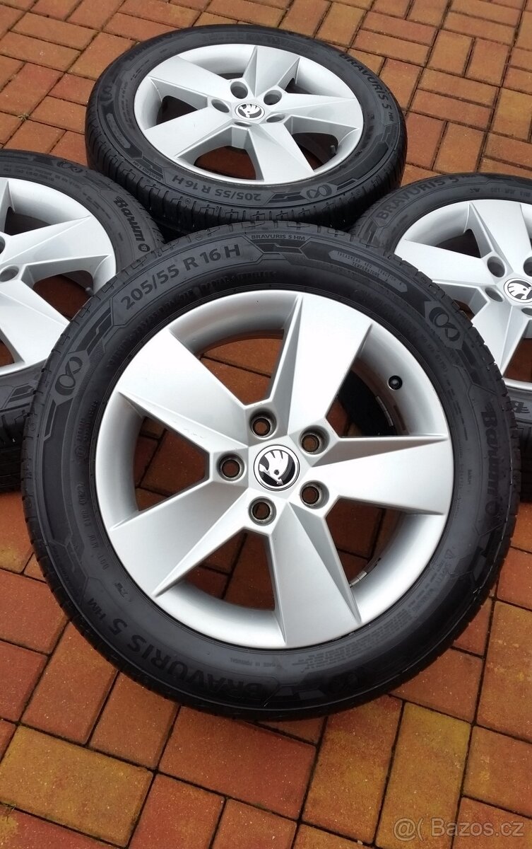 Letní sada ŠKODA / VW 5x112 R16 pneu 205/55/16 r.v. 2023 6mm