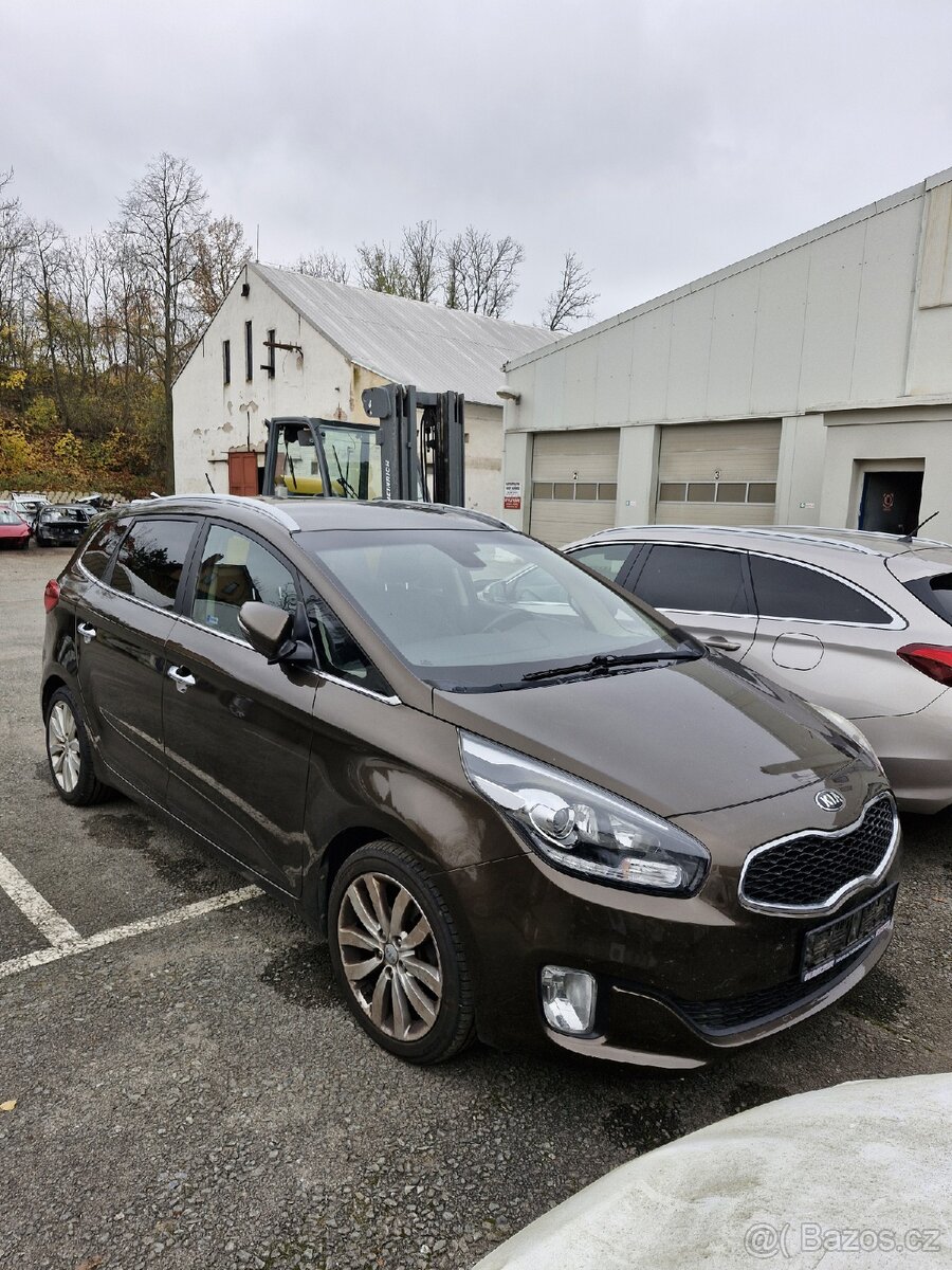 Kia Carens