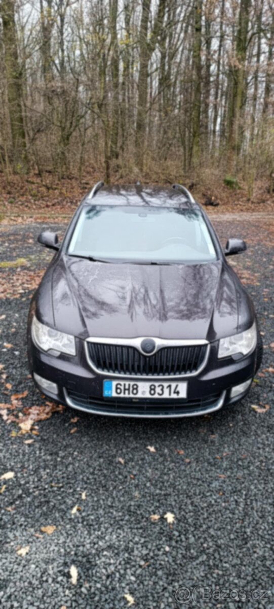 Prodám Škoda Superb 2 r.v. 2010 / provoz 2011