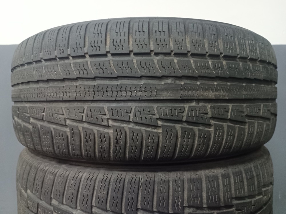 235/55 R17 NOKIAN (3416)