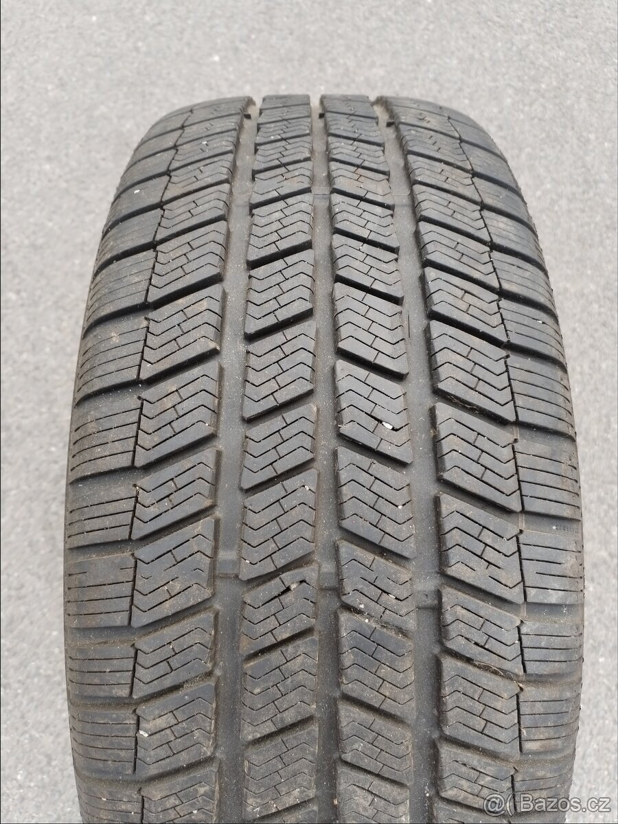 Barum Polaris 3 - pneu 245/45 R18