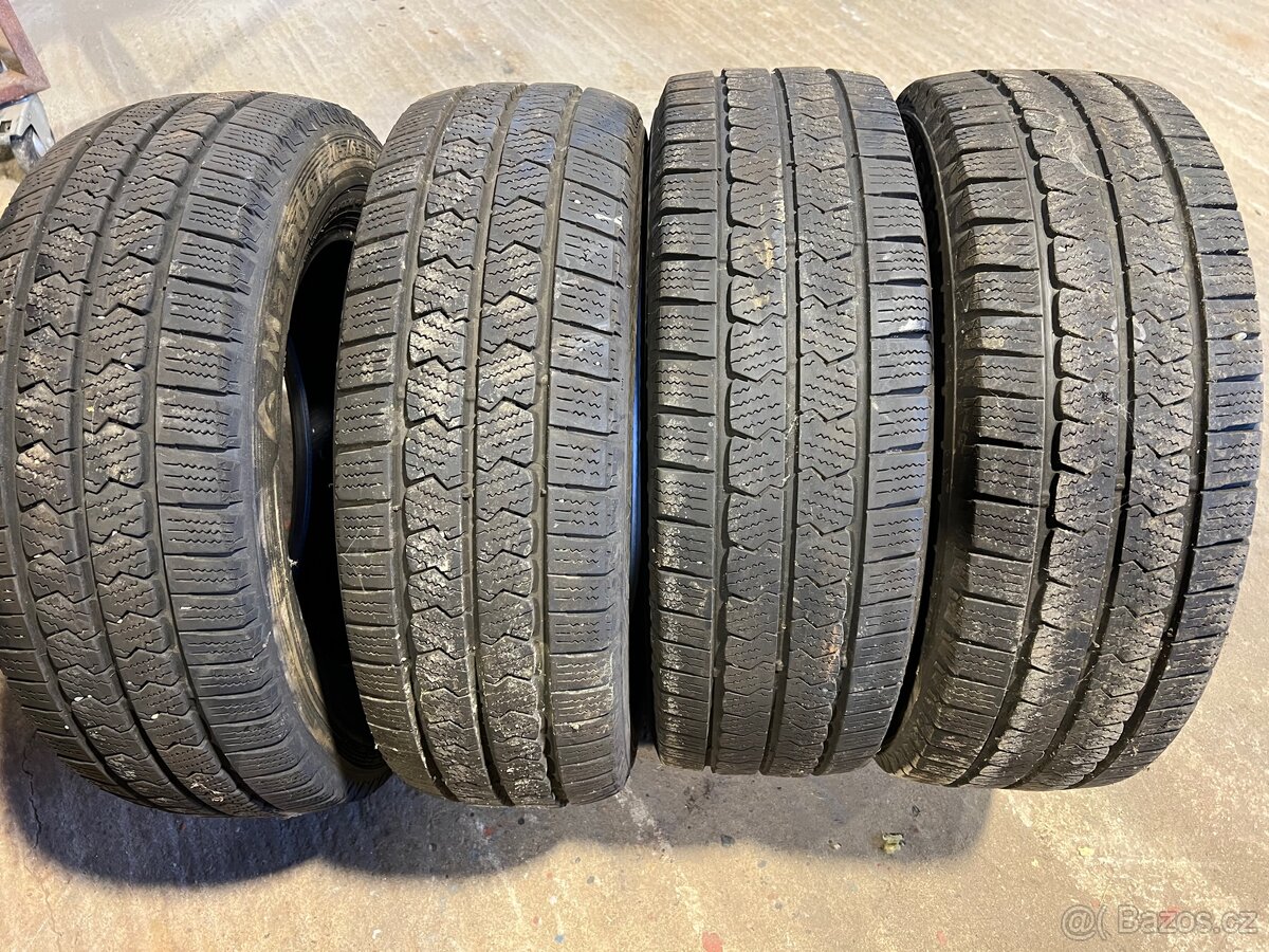 Zimní pneu 205/65r16c Matador