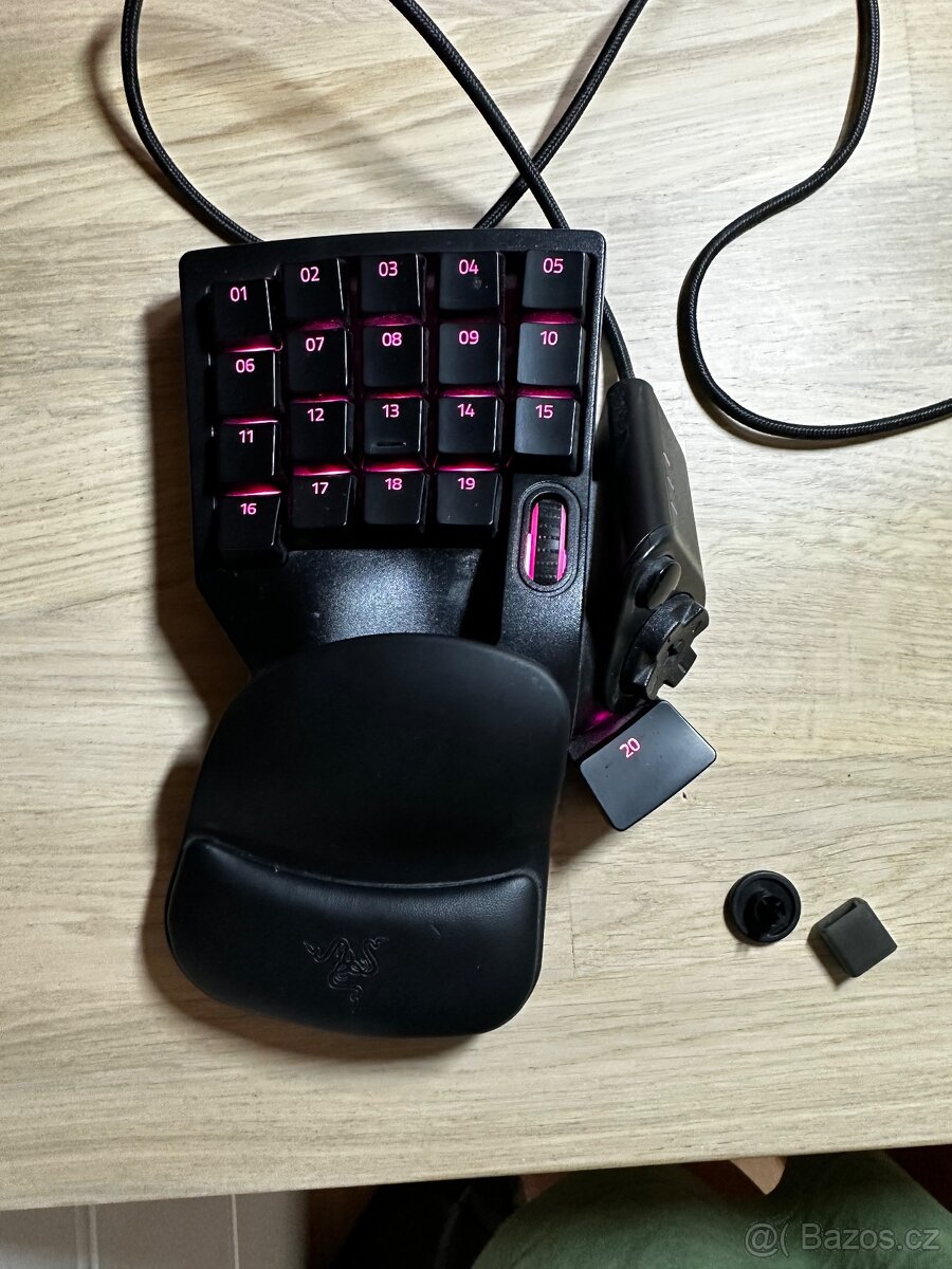 Razer tartarus v2 pro analogue switch, jako nove, zaruka