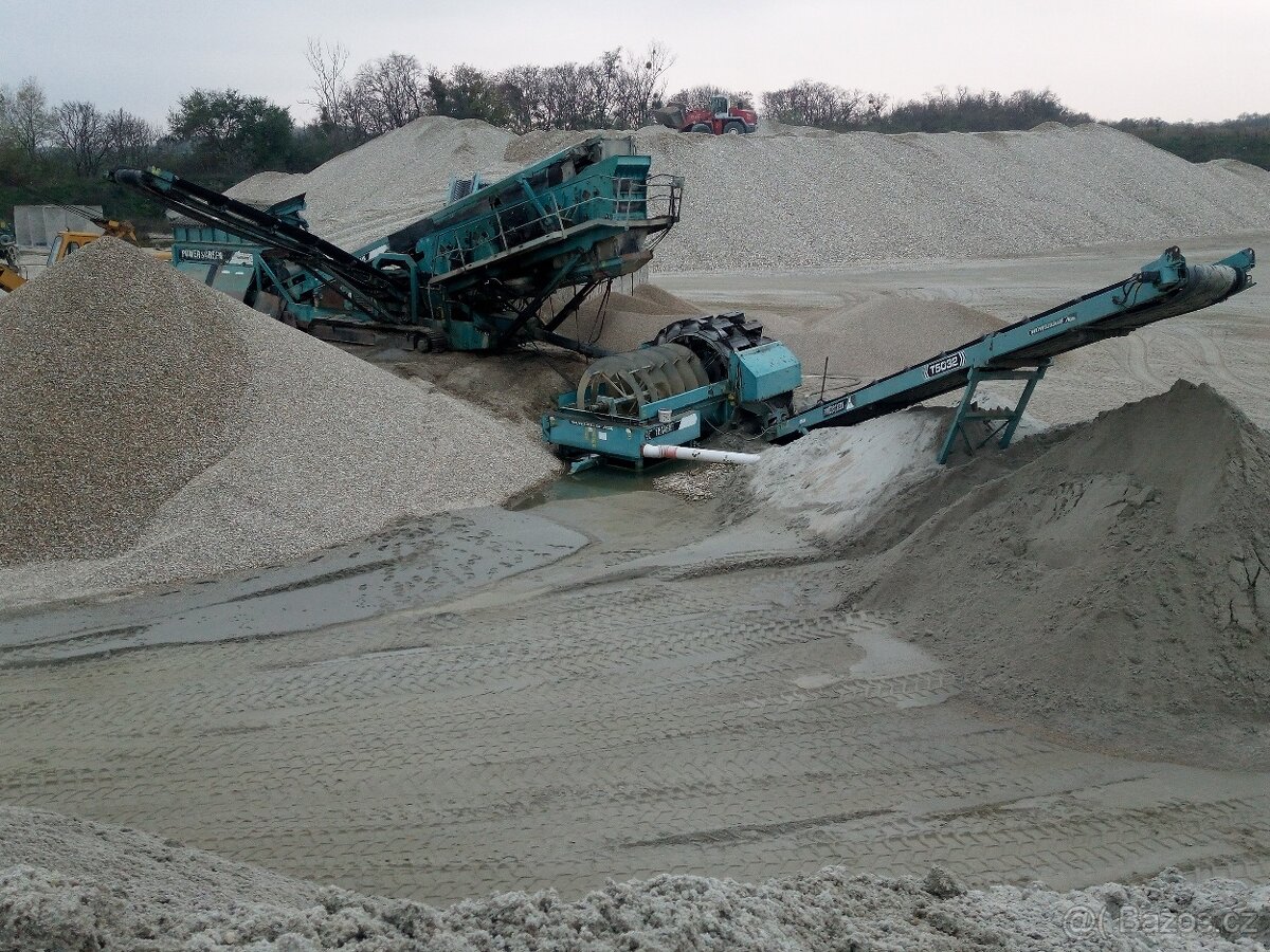 Powerscreen Chieftain 2100 X mobilná mokrá triediaca linka