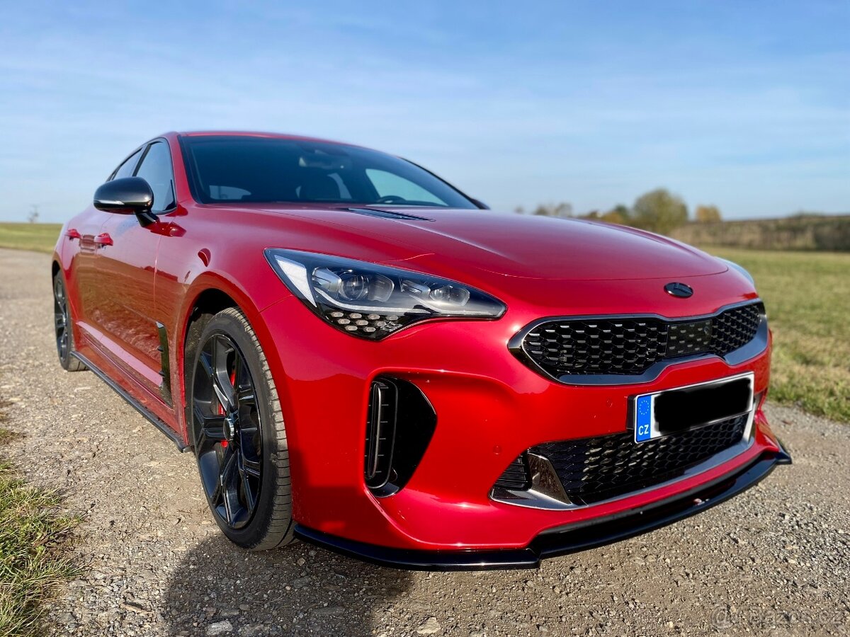 Kia Stinger 3.3 V6 biturbo ČR