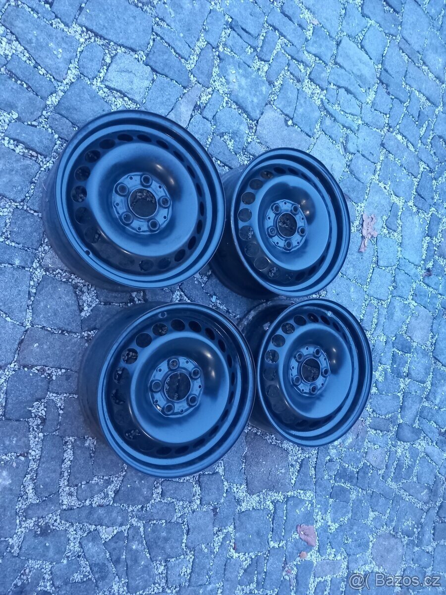 5x112 r15 plechové disky Octavia vw audi