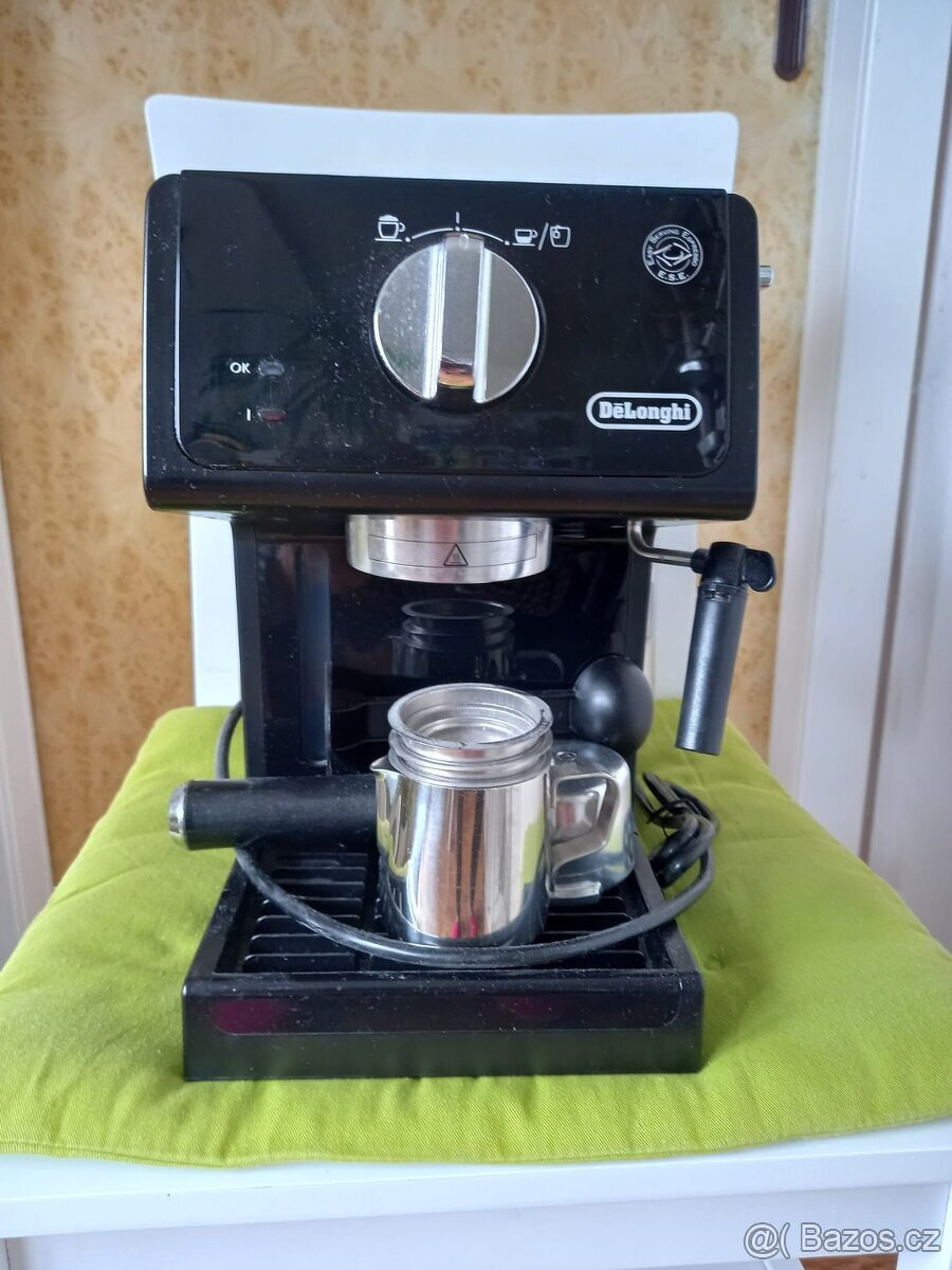 Kávovar Delonghi