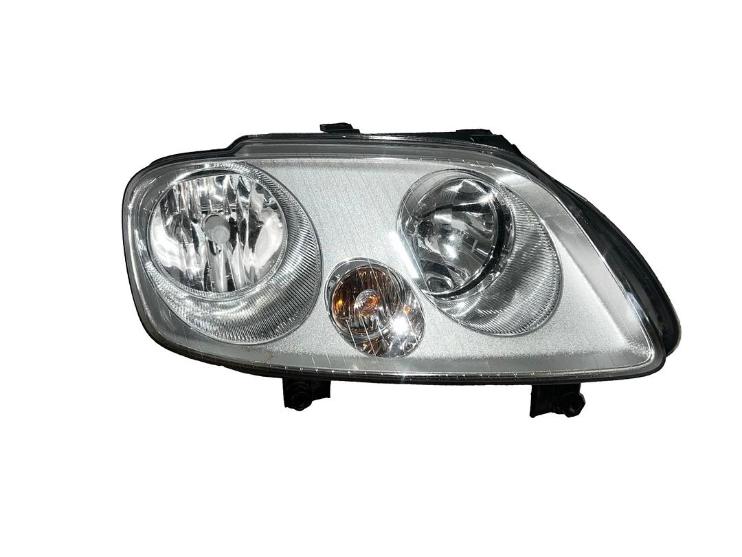 Pravý halogen světlo 2K0941006B VW Caddy 3 2K r.v. 2009