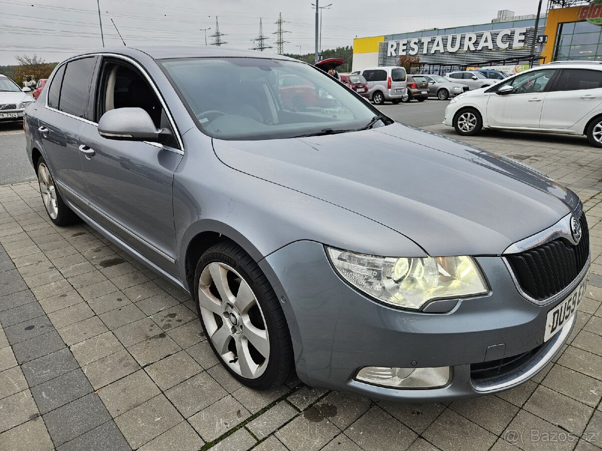 Škoda superb 2,0 TDi 103kW Dsg Xenony r.v.2009