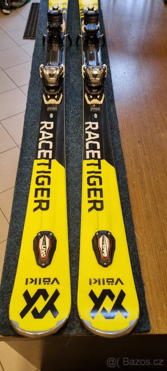 Volkl Racetiger Sc 14 165cm jako nové jen 2.900,-