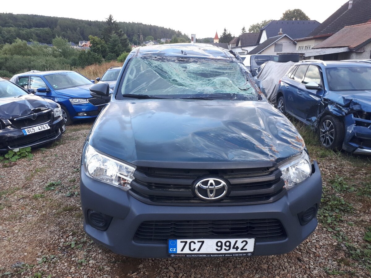 TOYOTA HILUX 2.4 D - 4D/ 110 kW R.V. 2018 75000 KM