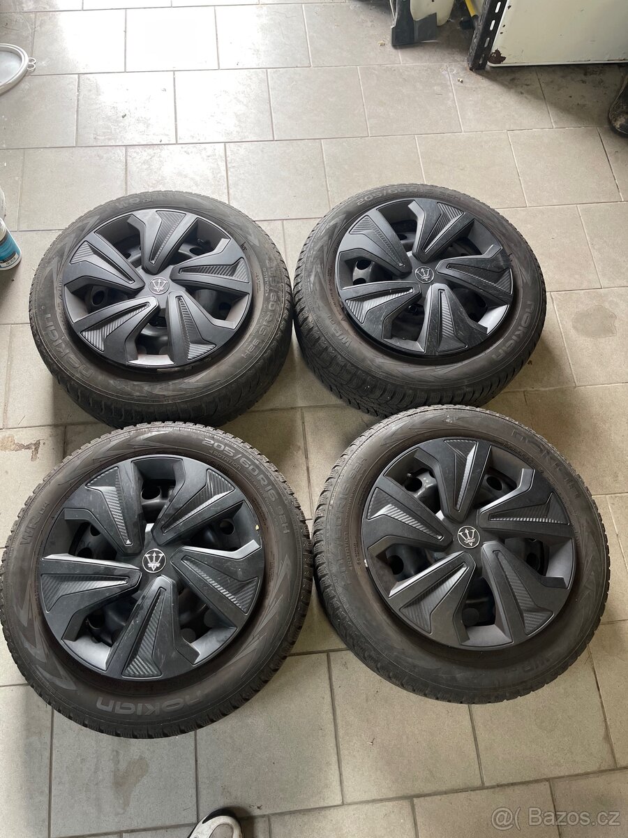 Zímní sada pneu 205/60 R16