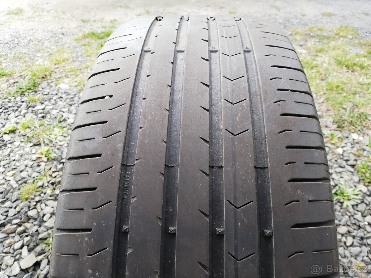 Letní pneu CONTINENTAL ContiPremiumContact 5 - 225/60 R17