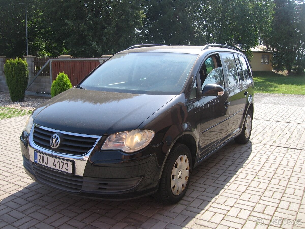 Volkswagen Touran  1.9 TDI / 77KW DSG