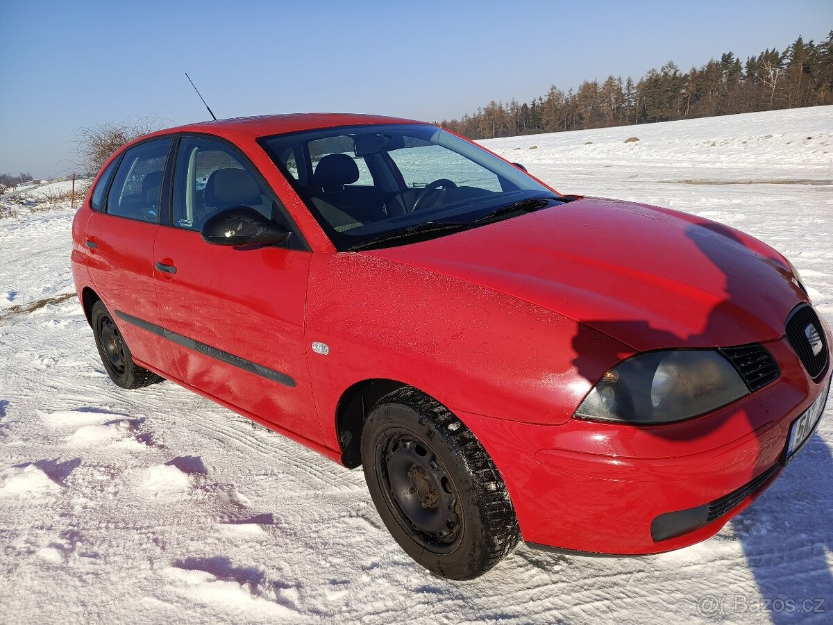 Prodám Seat Ibiza 1.2 47kW, r.v.2006, najeto 122000km