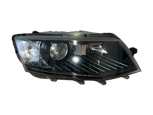 Pravý bi-Xenon AFS s LED 5E1941016B Škoda Octavia 3 2015