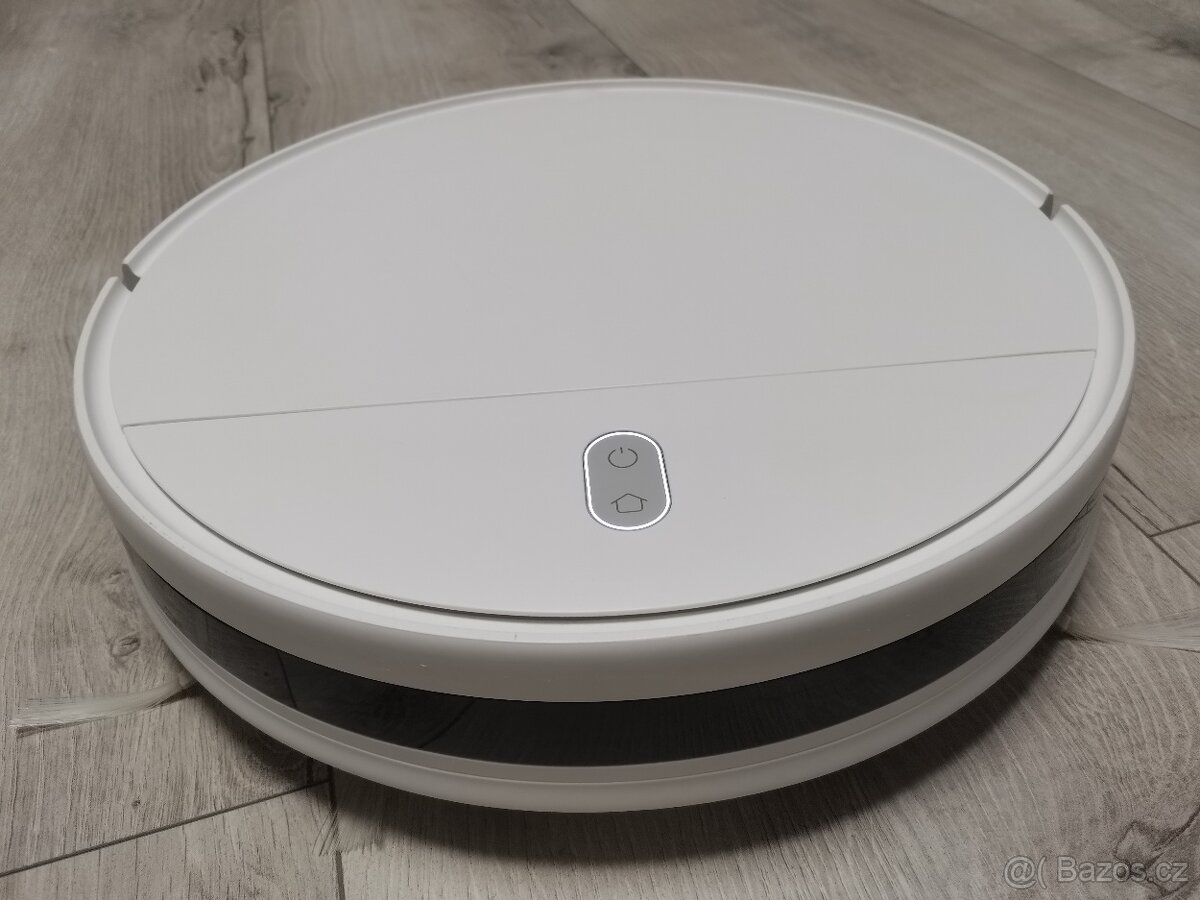 Robotický vysavač Mi Robot Vacuum - Mop Essential