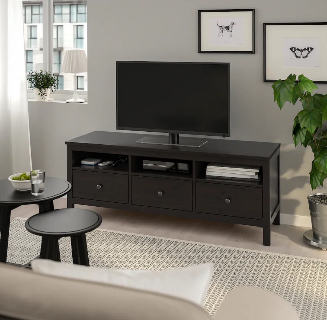 TV stolek Hemnes IKEA, černý