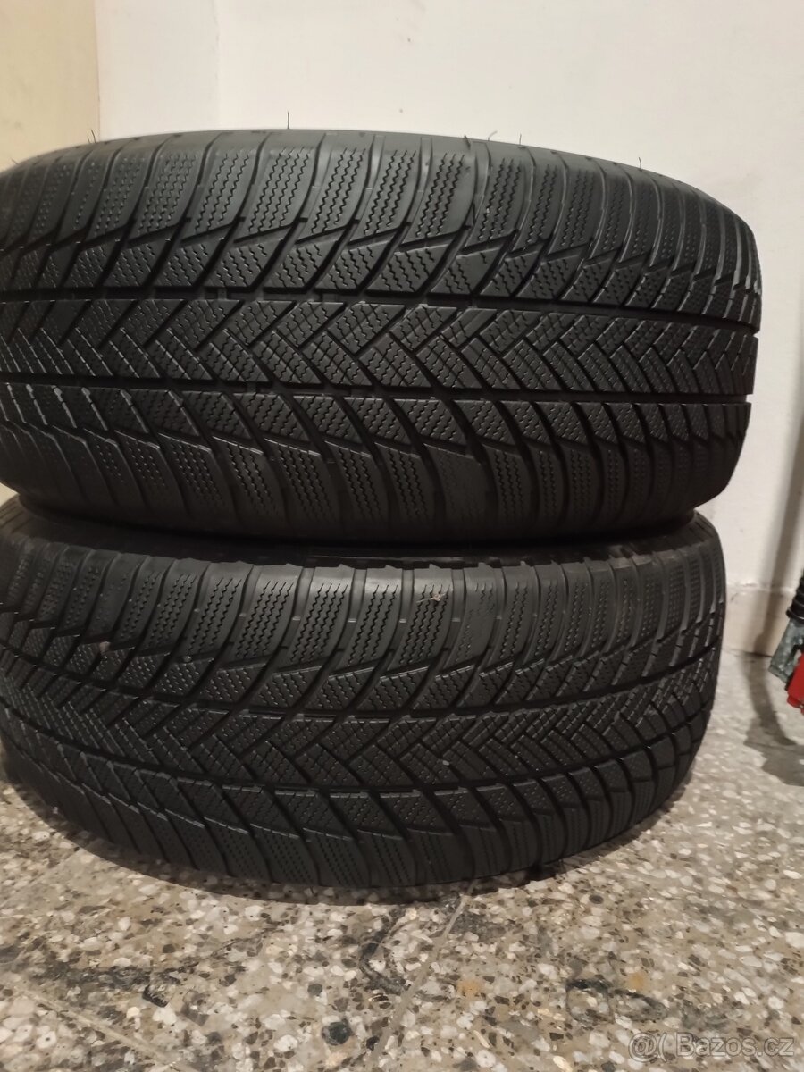 Zimní pneu 255/55/20 Bridgestone Blizzak LM 001