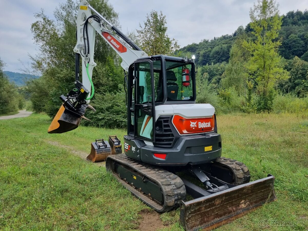 Bobcat E55