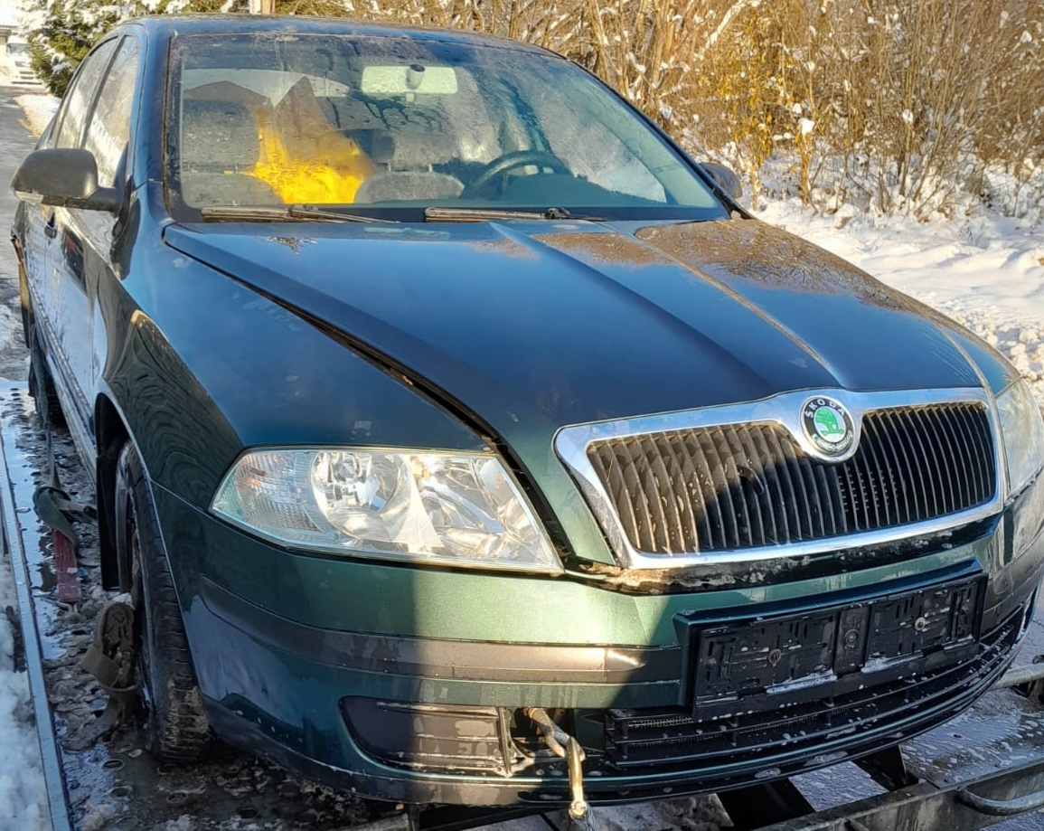 nd ze škoda octavia 2, 1.9.TDI 77kW, zelená,bílá,černá