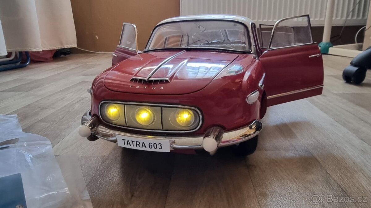 Tatra 603 1:8 deagostini