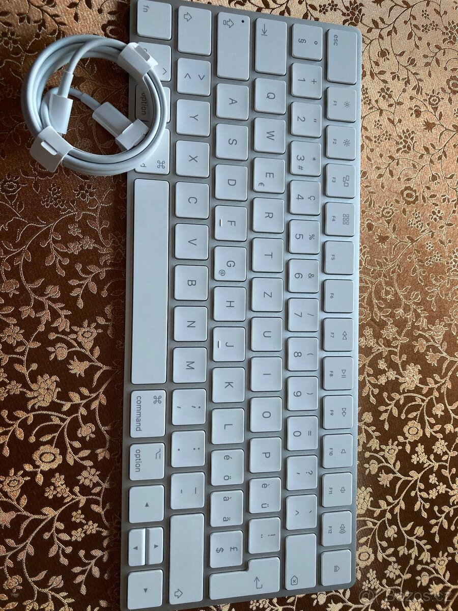 Apple Magic Keyboard/Apple klávesnice