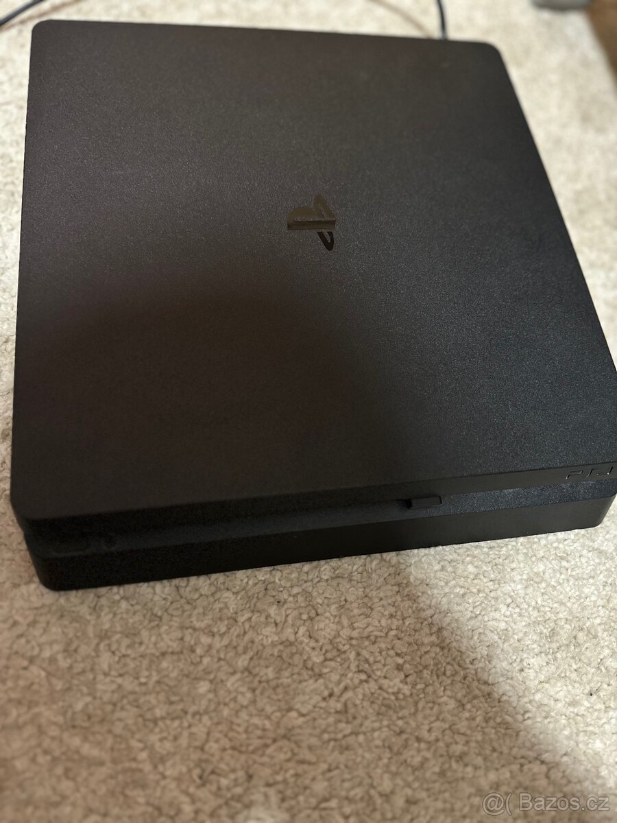 Ps4 slim 1000 gb