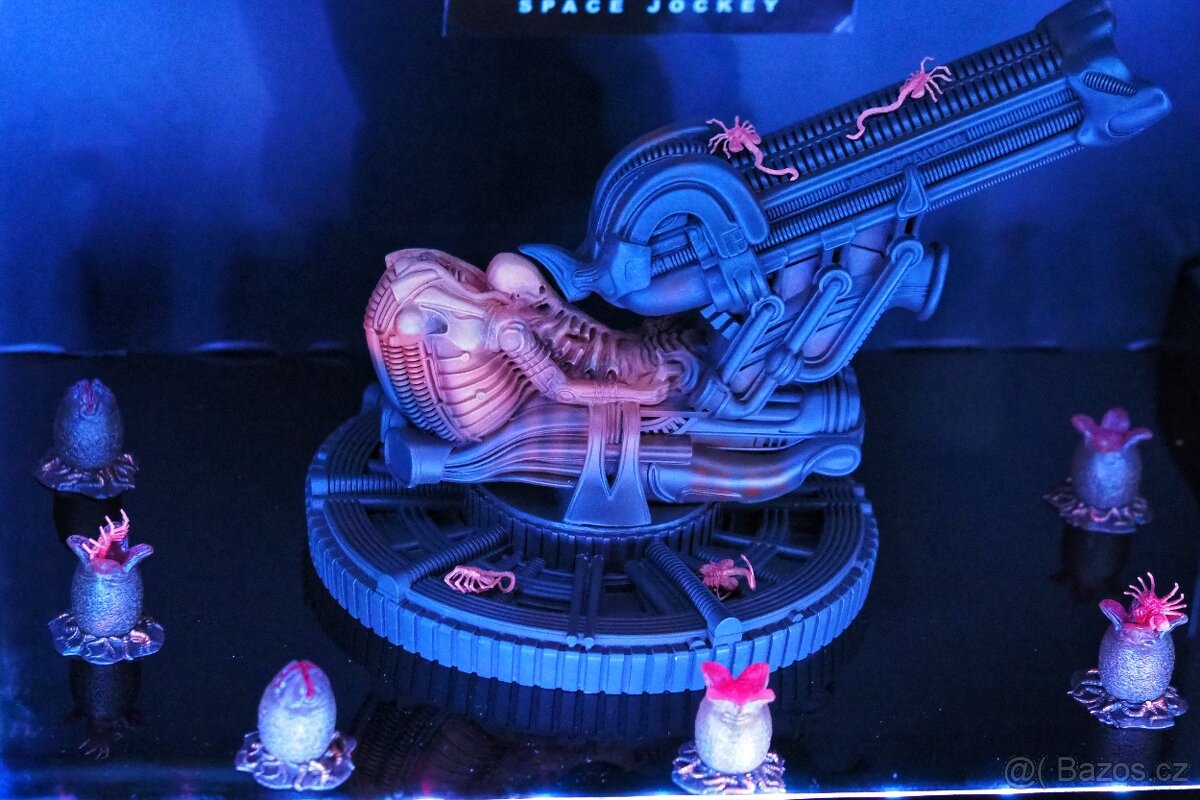 Eaglemoss - Alien Space Jockey 24 cm + Alien Eggs