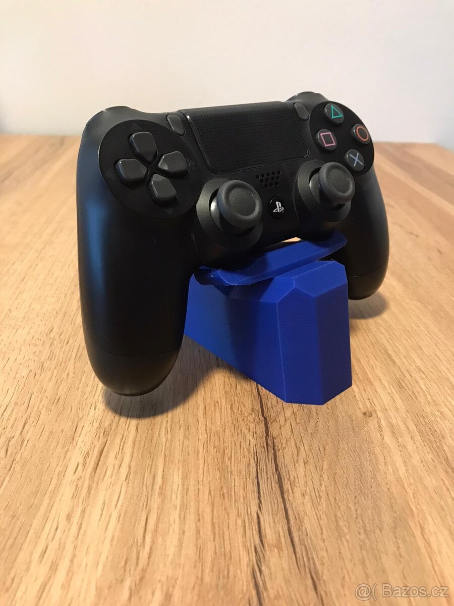 Dualshock 4 ovladač na PS4