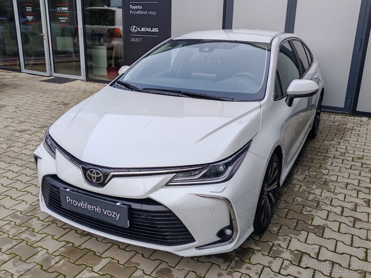 Toyota Corolla 1.5  BA 92 KW automatická převodovka.