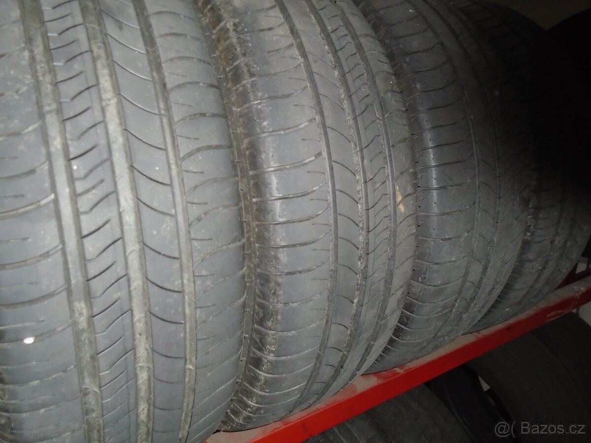 205/60R16 letní Michelin